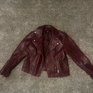 Women’s maroon leather jacket, Size small